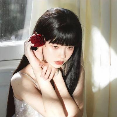 情谜睡美人